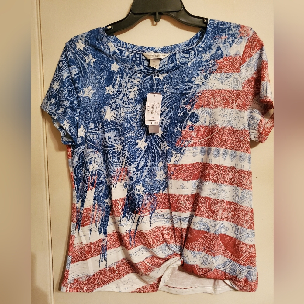 Americana top, Fourth Of July tie at bottom, New with tags, Size Petite Medium